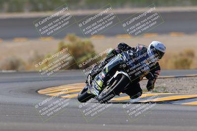 media/Oct-08-2022-SoCal Trackdays (Sat) [[1fc3beec89]]/Turn 14 (1050am)/